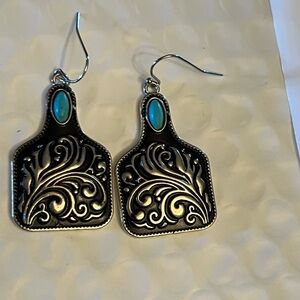 Western style earrings